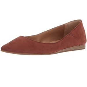 Lucky Brand Bylando Flat in Rye